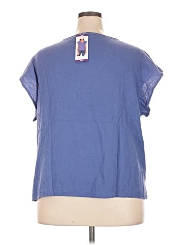 Three Dots Short Sleeve Top (view 2)