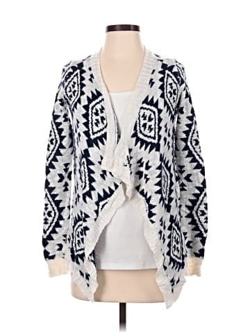 Charlotte Russe Cardigan (view 1)