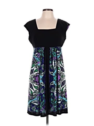 Sandra Darren Casual Dress (view 1)