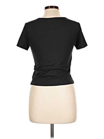 Francesca's Short Sleeve T-Shirt (view 2)