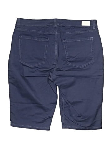 Jones New York Signature Shorts (view 2)