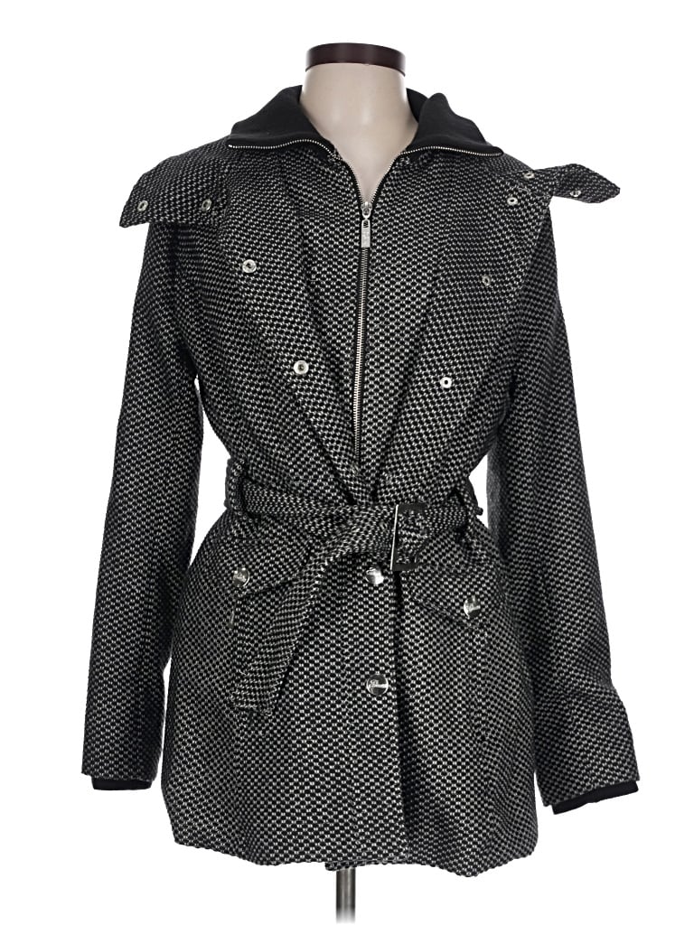 Pre-owned Guess Coat In Black