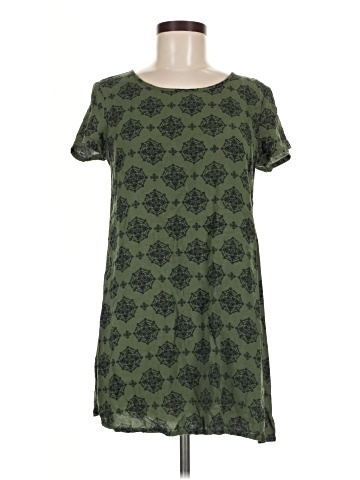 Forever 21 Casual Dress (view 1)