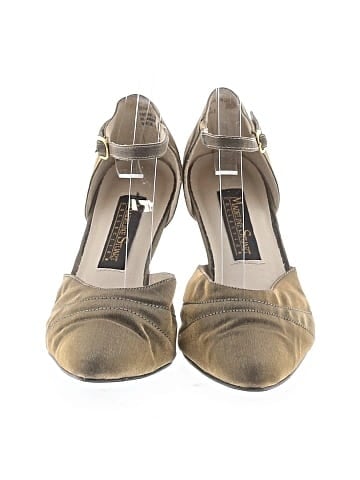 Madeline Stuart Heels (view 2)
