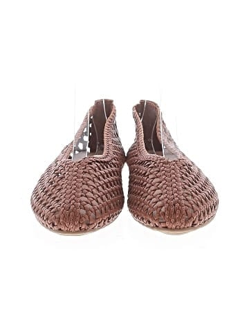 Universal Thread Flats (view 2)