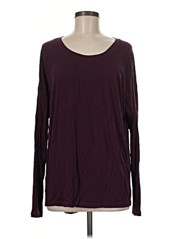 Victoria's Secret Long Sleeve T-Shirt (view 1)
