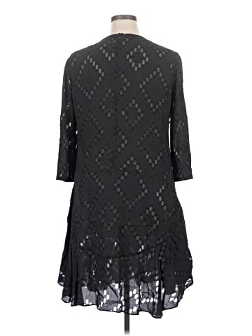 Donna Morgan Casual Dress (view 2)
