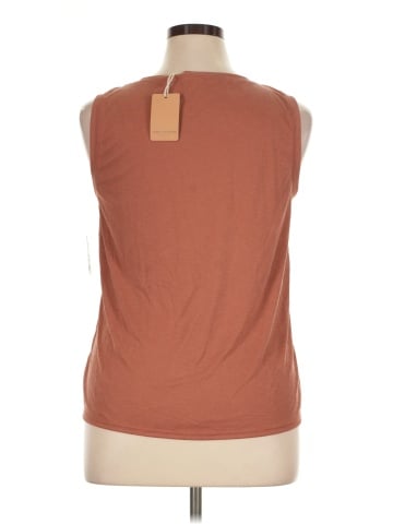 Green Envelope Sleeveless Top (view 2)