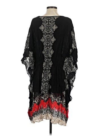 New York & Company Poncho (view 2)