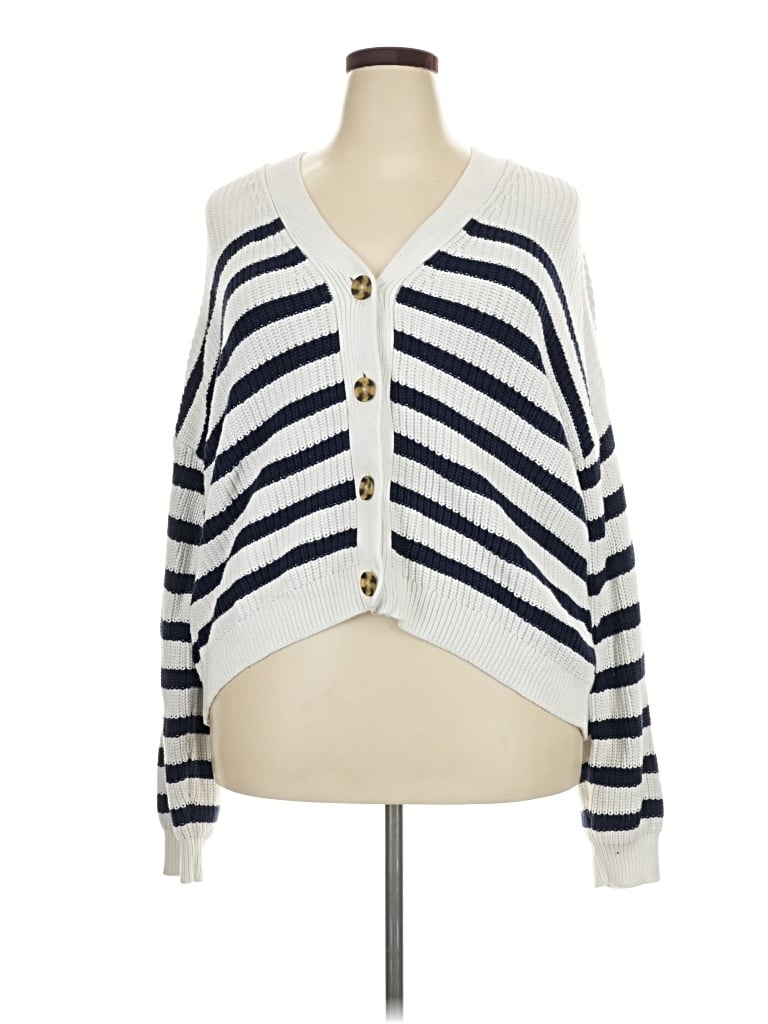 Pre-owned Gap Cardigan Sweater In White