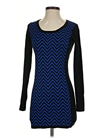 Xhilaration Casual Dress (view 1)