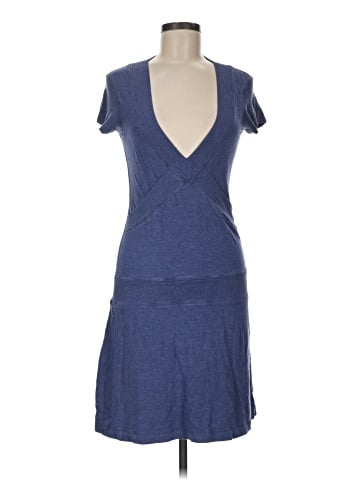 Lululemon Athletica Casual Dress (view 1)