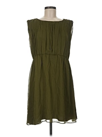 Alice + Olivia Casual Dress (view 1)