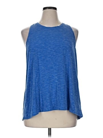 Gap Fit Sleeveless T-Shirt (view 1)