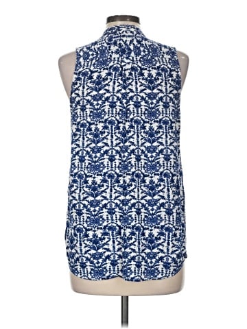 Fun2Fun Sleeveless Blouse (view 2)