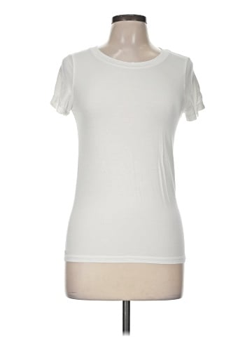 Victoria's Secret Short Sleeve T-Shirt (view 1)