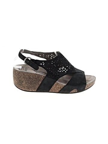 ABEO Wedges (view 1)
