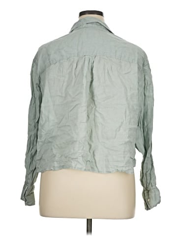 Gap Long Sleeve Button-Down Shirt (view 2)