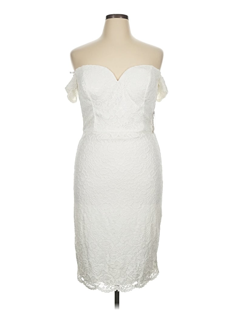 Premier Amour Cocktail Dress In Ivory
