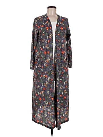Lularoe Cardigan (view 1)