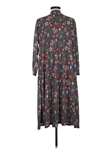 Lularoe Cardigan (view 2)