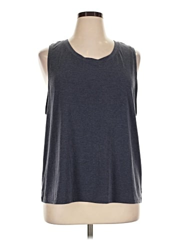 Gap Fit Sleeveless T-Shirt (view 1)
