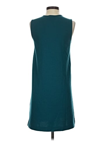 Gap Outlet Sleeveless Top (view 2)