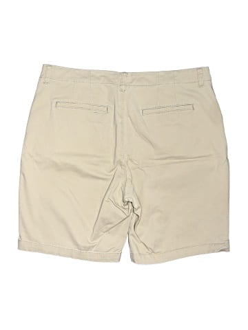 Lee Khaki Shorts (view 2)