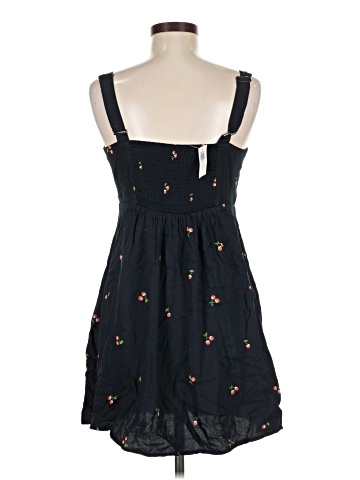 Old Navy Casual Dress (view 2)