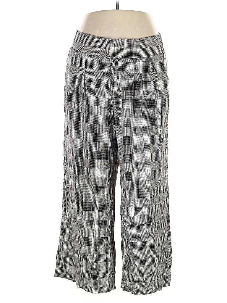 Pre-owned Torrid Casual Pants In Gray