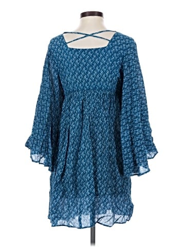 Earthbound Trading Co. 3/4 Sleeve Blouse (view 2)