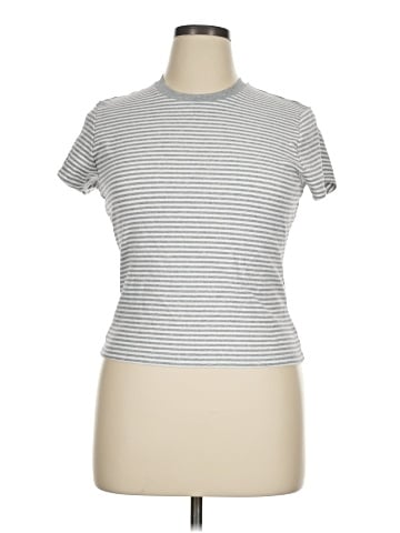 Uniqlo Short Sleeve Top (view 1)