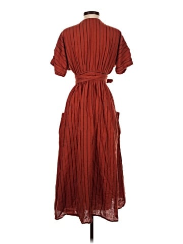 Urban Outfitters Casual Dress (view 2)