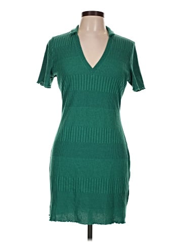 Urban Outfitters Casual Dress (view 1)