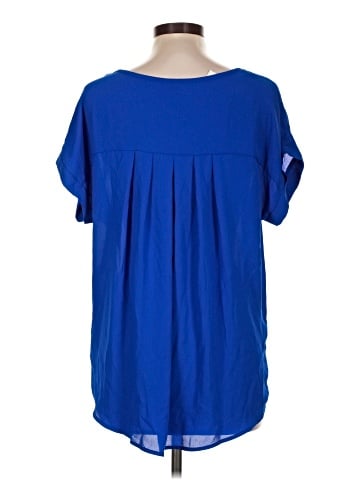 Pleione Short Sleeve Blouse (view 2)