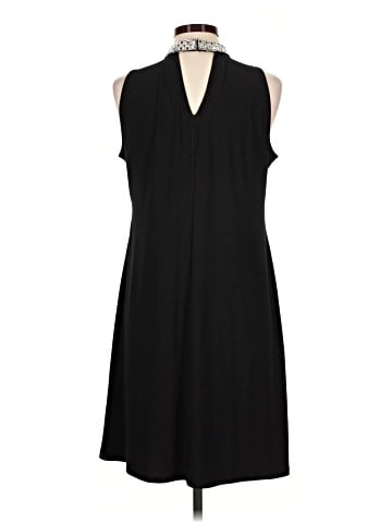 Roz & Ali Casual Dress (view 2)