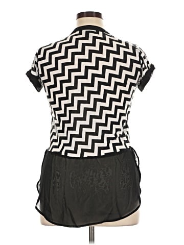 rue21 Short Sleeve Blouse (view 2)
