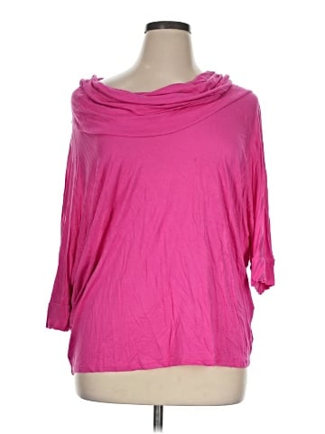 New York & Company 3/4 Sleeve T-Shirt (view 1)