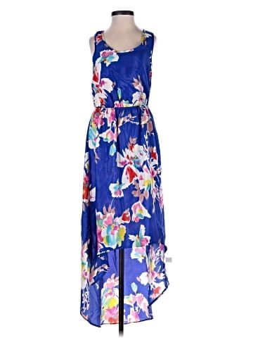 Xhilaration Casual Dress (view 1)