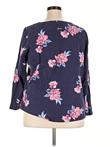 Joules 3/4 Sleeve Top (view 2)