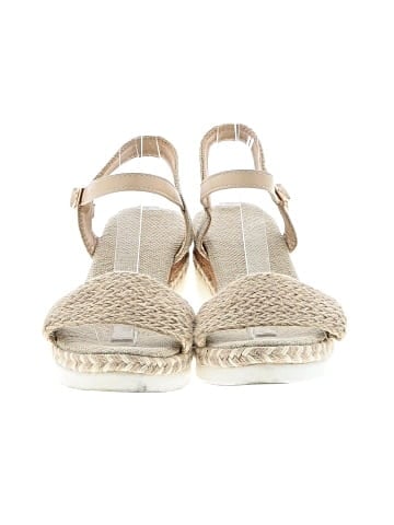 Unbranded Wedges (view 2)