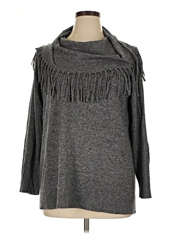 Chelsea & Theodore Poncho (view 1)