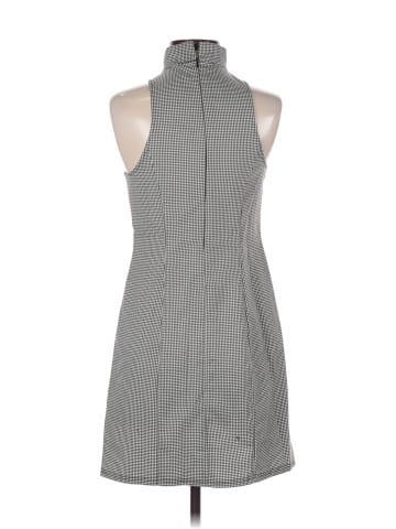 Urban Outfitters Casual Dress (view 2)