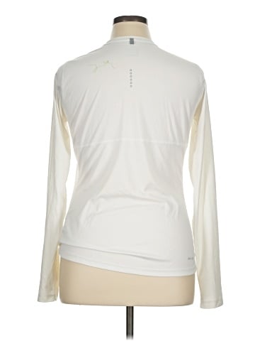 Nike Long Sleeve T-Shirt (view 2)