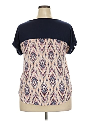 Xhilaration Short Sleeve Blouse (view 2)