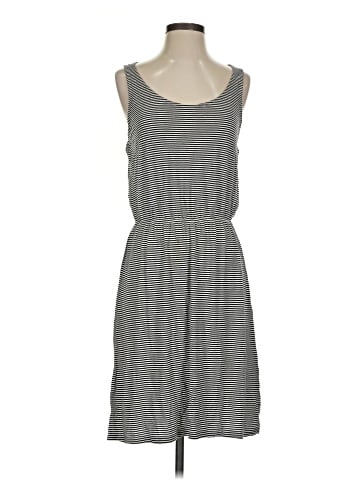 H&M Casual Dress (view 1)