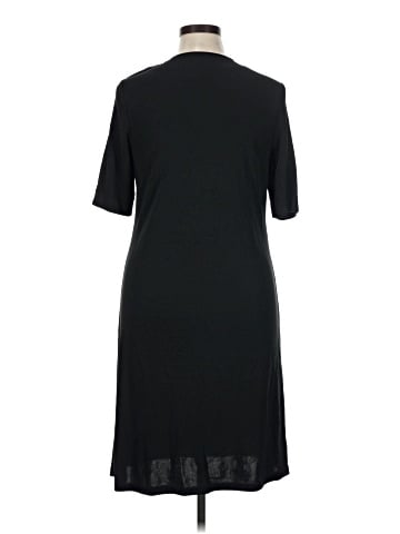 Old Navy Casual Dress (view 2)