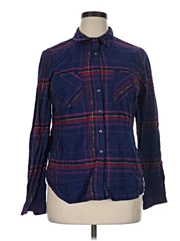 Maurices Long Sleeve Button-Down Shirt (view 1)