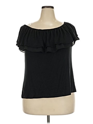 Cato Short Sleeve Top (view 1)