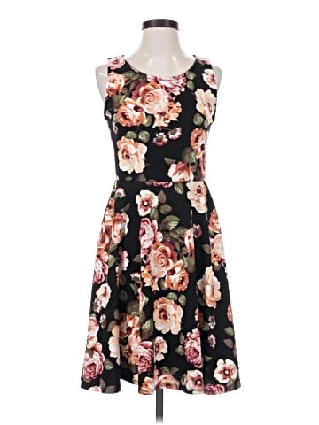 Agnes & Dora Casual Dress (view 1)